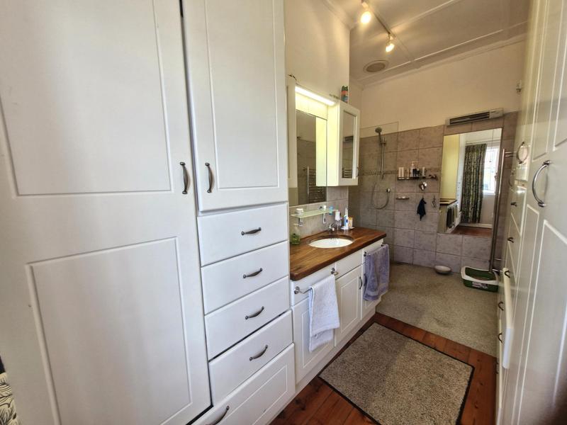 4 Bedroom Property for Sale in Rondebosch Western Cape